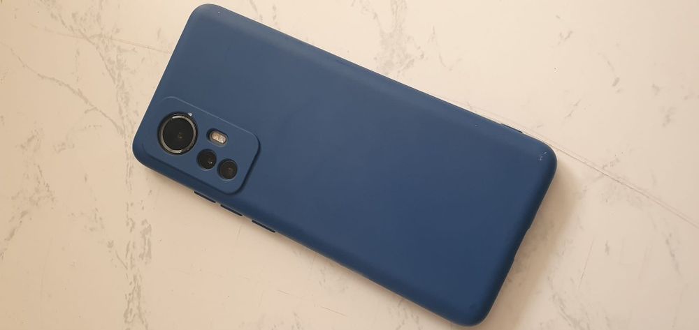 Xiaomi 12- 12 gb ram -256 gb memorie. - ecranl  LTPO AMOLED. -Sunet Harman Kardon