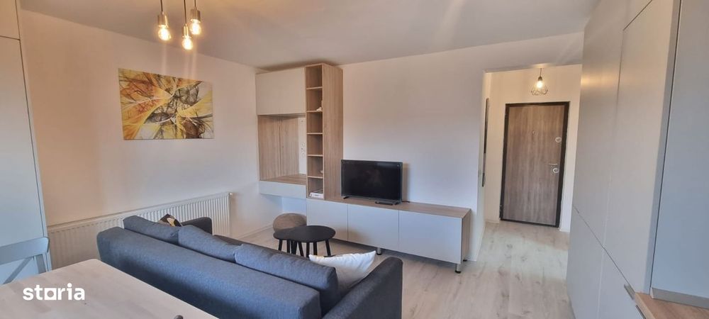 Garsonieră modernă cu balcon și aer condiționat | Parcare inclusa \