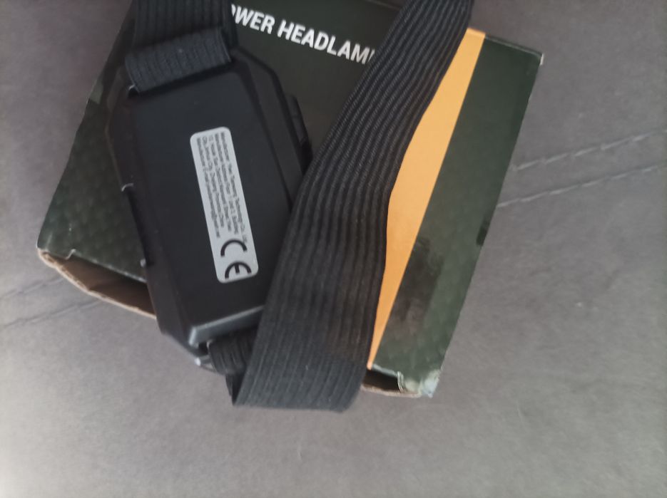 Тактическо EDC фенерче Astrolux