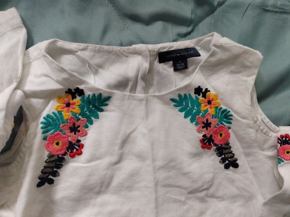 Нова блузка Tommy Hilfiger 8-10 години