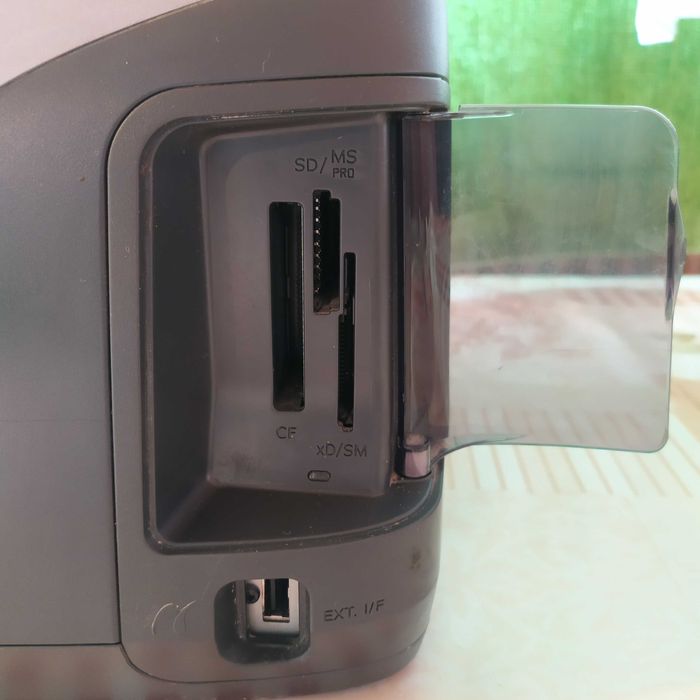 Фотопринтер - Epson Stylus Photo R300