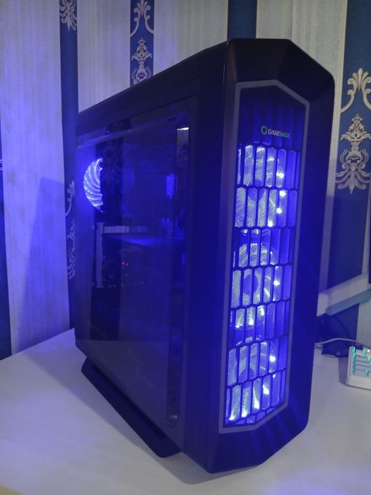 Мощный игровой компьютер, комп