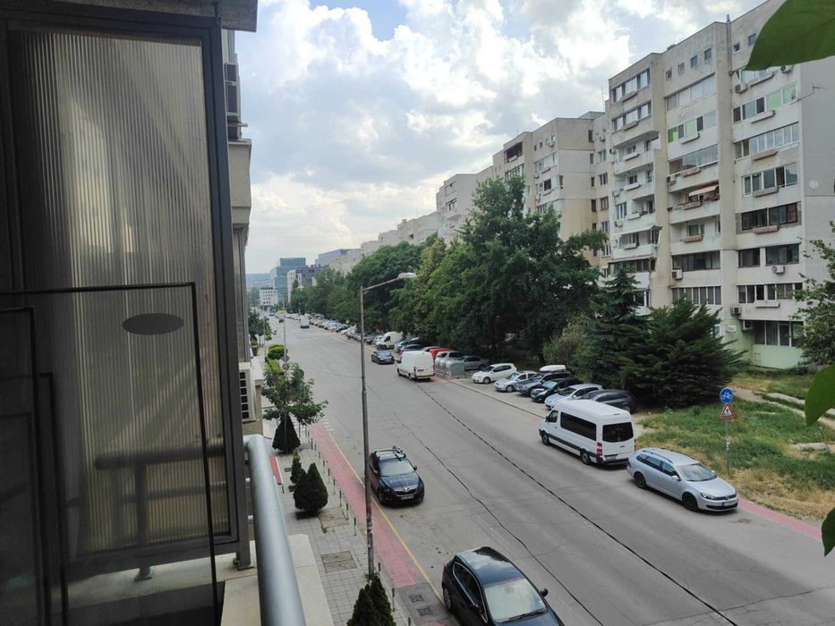 Отдава се апартамент под наем в Младост 4