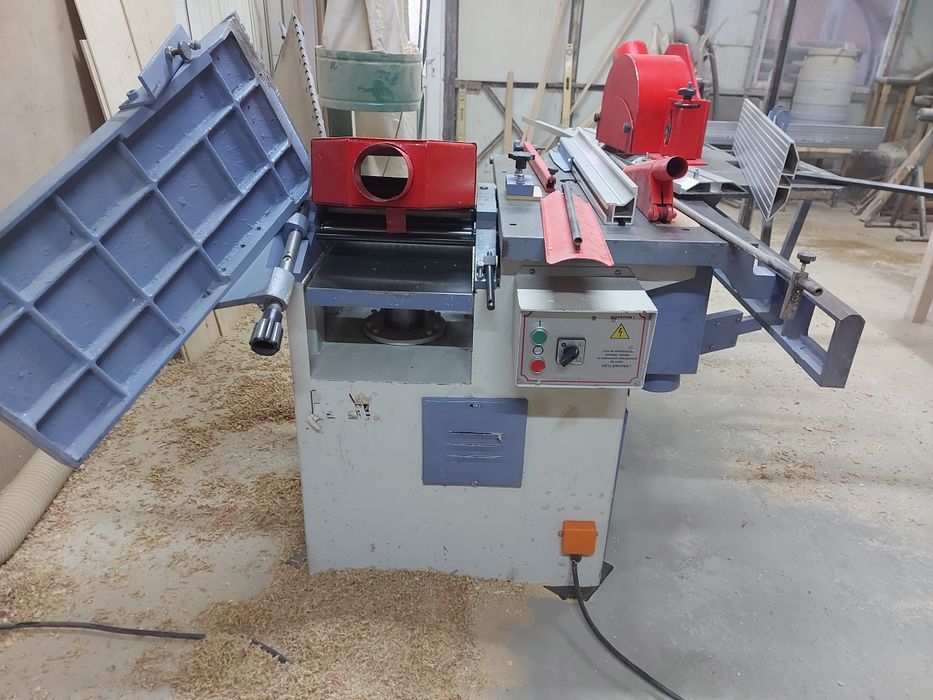 Трифазна четири операционна дърводелска машина