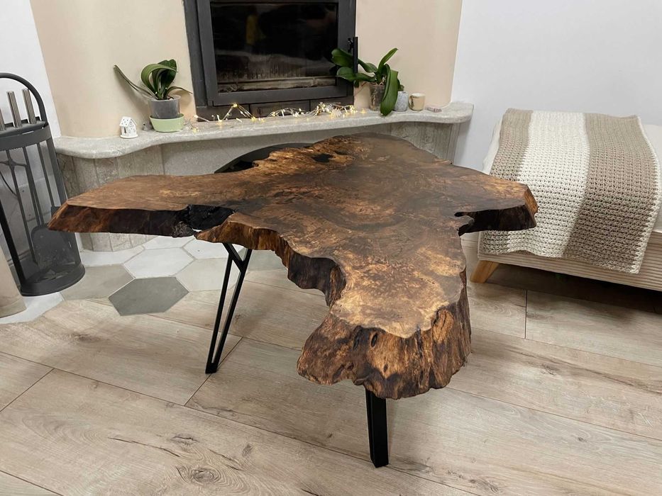 Masuta de cafea din lemn de nuc