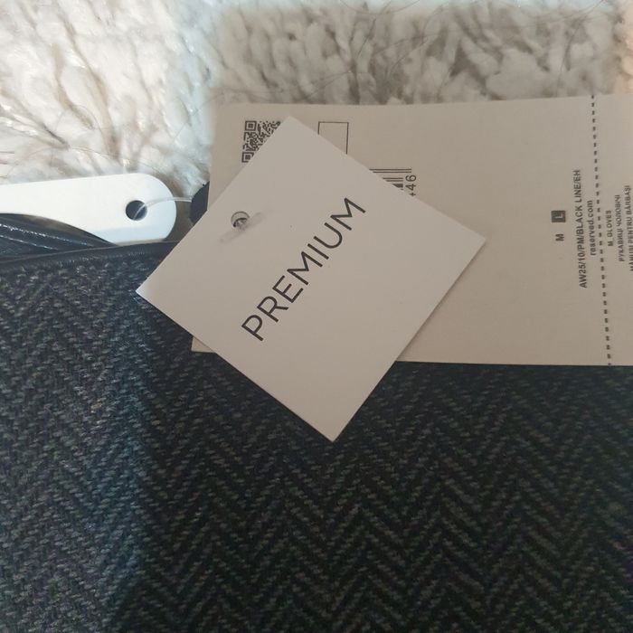 Manusi Reserved L
