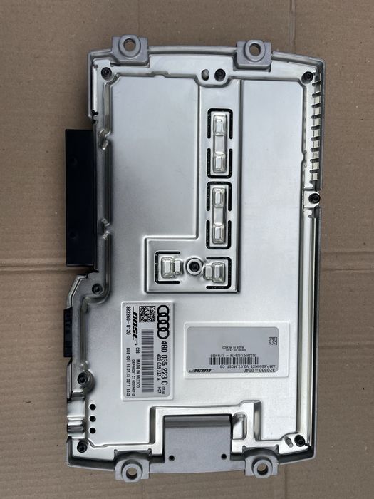 Amplificator / Statie audio Audi A6  C7 A7 A8 BOSE : 4G0035223C