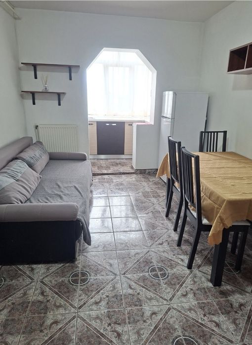 Inchiriere Apartament 2 camere la etajul 3