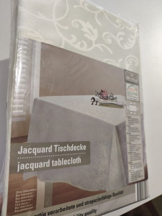 Fata de masa 6 pers 130x170cm NOU