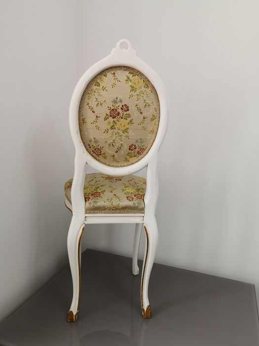 Scaun  vintage stil Louis XVI