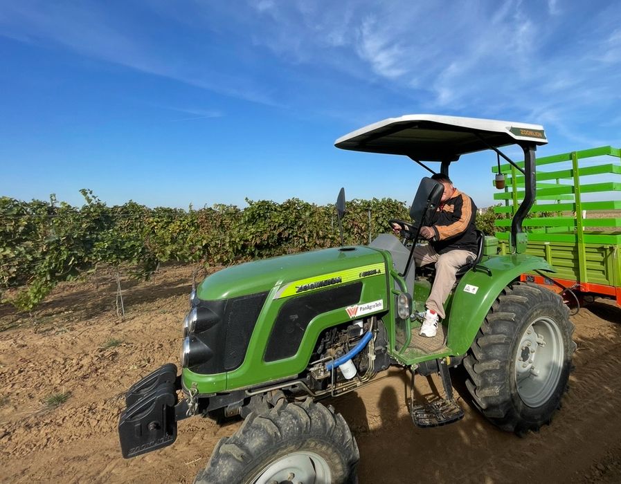 Vand tractor ZOOMLION stare perfecta
