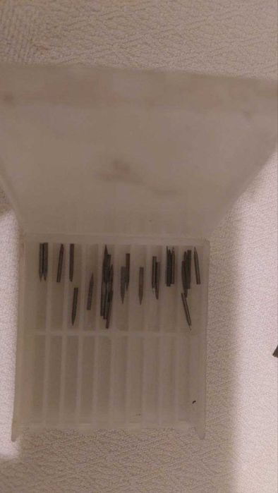 Комплект из 2 советских колонок иголок пластинок