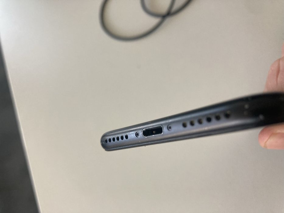 iPhone 7,без iCloud,за Wifi