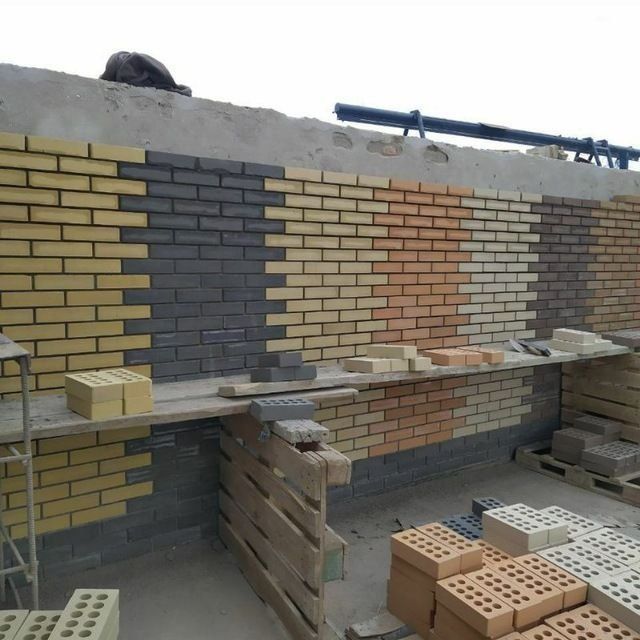 Кирпич разного сорта ..