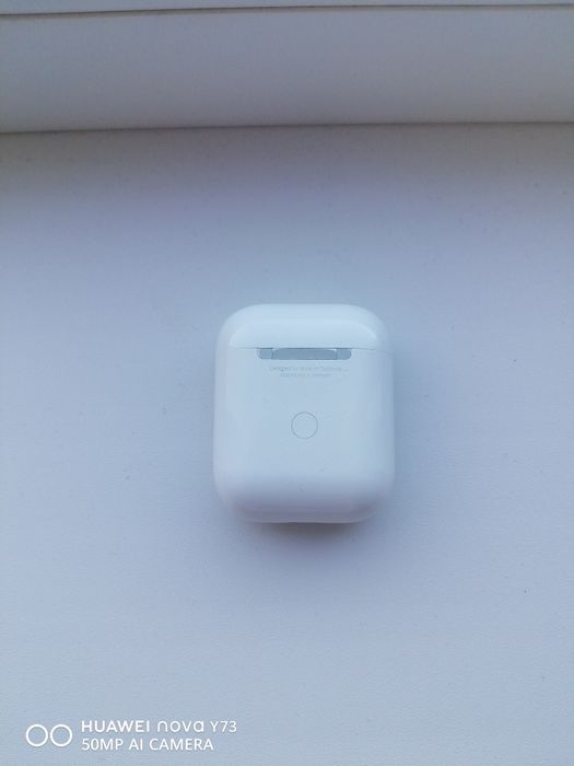 Airpods 2 с одним минусом