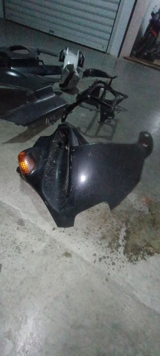 Пластмаси за Honda CBR 600 F2