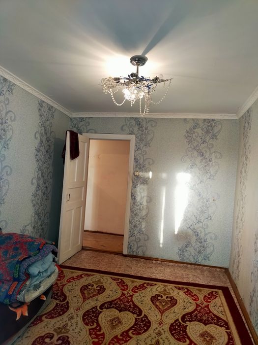 Продам 2к.кв по Айтекеби рядом магазин Анвар