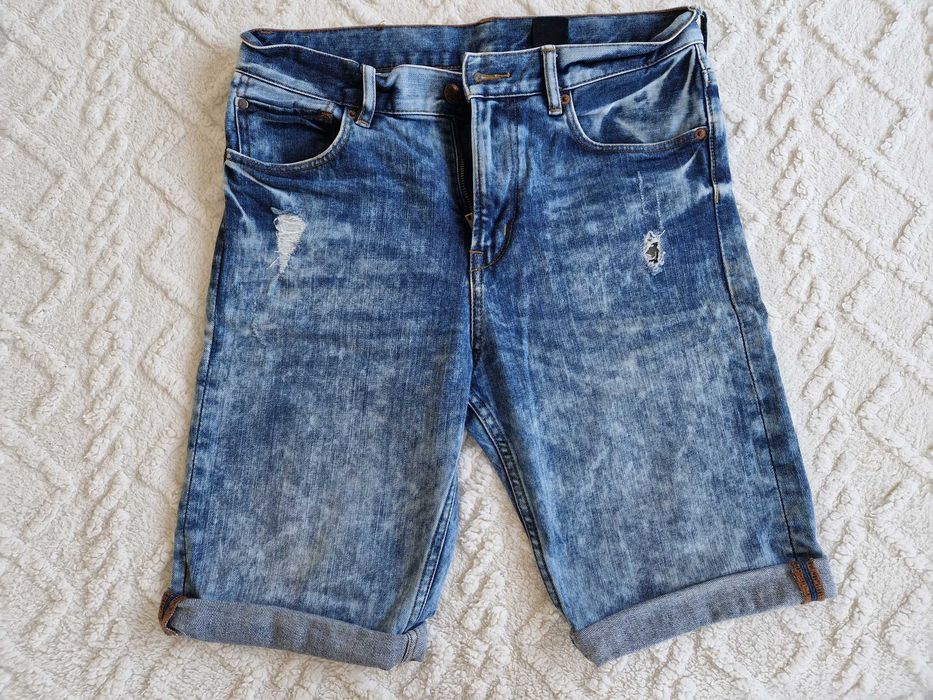 Юношески дънки подходящи за момче