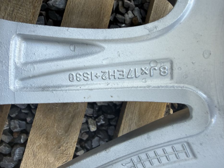 4бр Джанти 17” 5/120 8J ET30