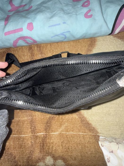 Дамска чанта  Prada – като нова, използвана веднъж