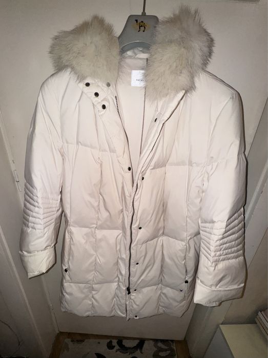 Geacă Damă alba treisferturi, puf de gasca, cu gluga