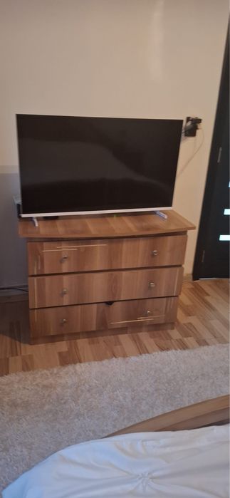 Dormitor complet - Pat, dulap si comoda