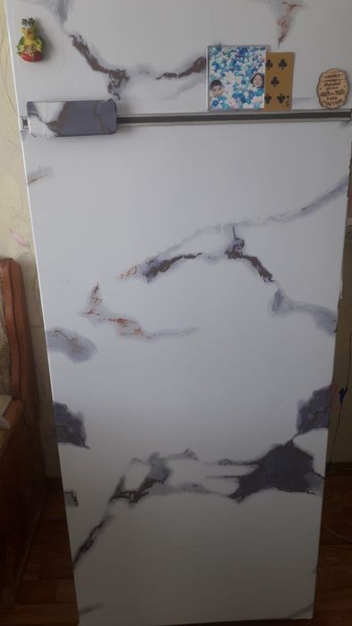 Холодильник старого типа