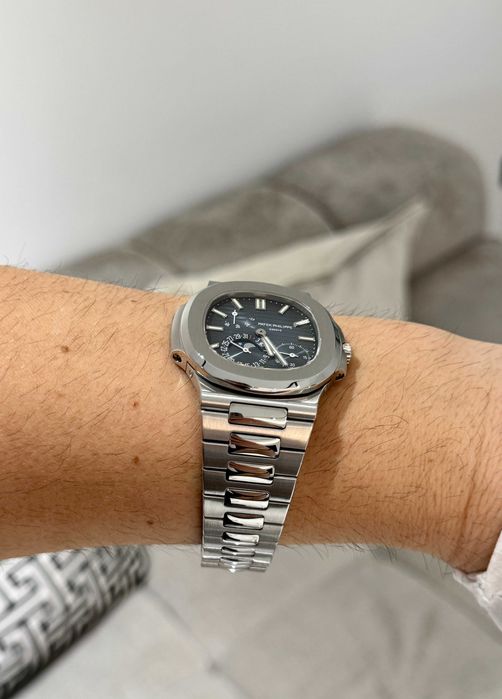 patek philippe nautilus V3 нов