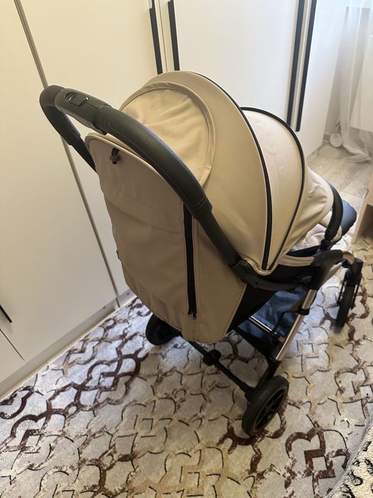 Коляска детская прогулочная