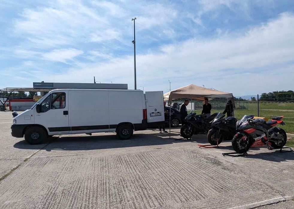 50лв.-4ч./70лв.-24ч. / КЛИМАТИК / АВТОПИЛОТ /ТОВАРЕН БУС под наем