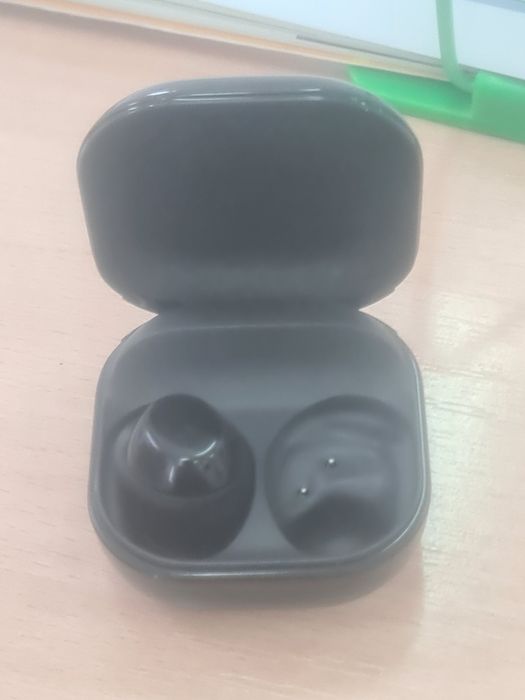 Продам наушники за 4к