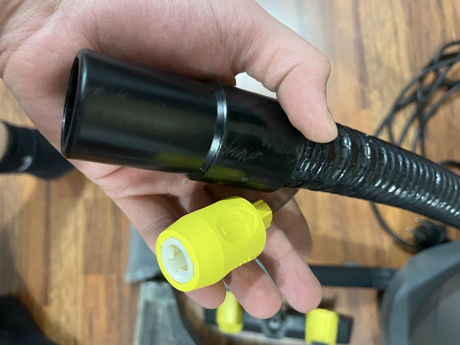 Aspirator profesional Karcher puzzi 10.1 ( 10/1)