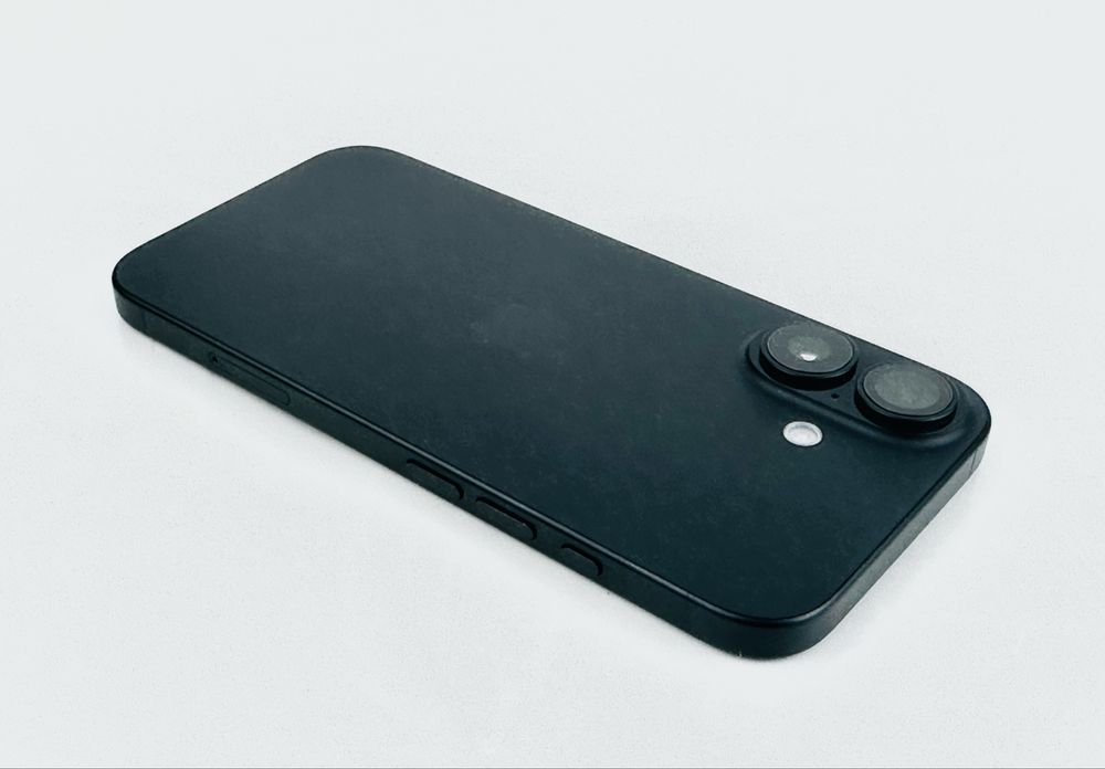 Apple iPhone 16 128GB Black Отличен! Гаранция!