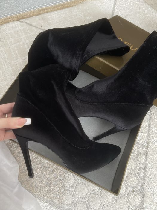 Продам сапоги чулки