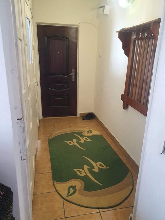 Apartament 2 camere zona mijloc