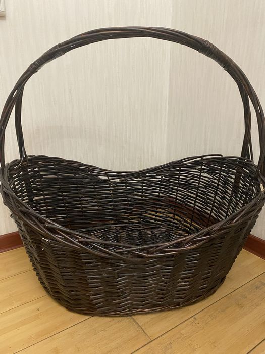 Плетенная корзина