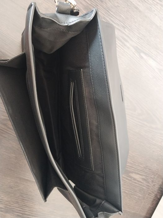 Сумка. портфель. ZARA