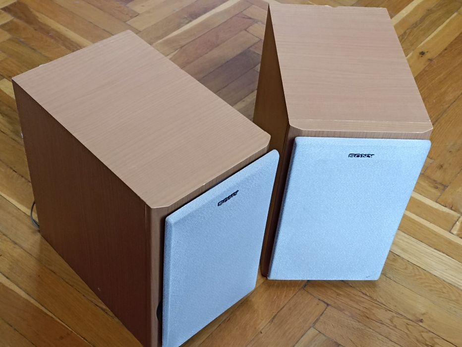 Pentru PIESE (SetBoxe SS-CCP-500), 6ohmi, originale-Sony, incinte acustice și difuzoare înalte în stare foarte bună.