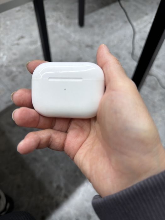 Кейс от Apple AirPods Pro