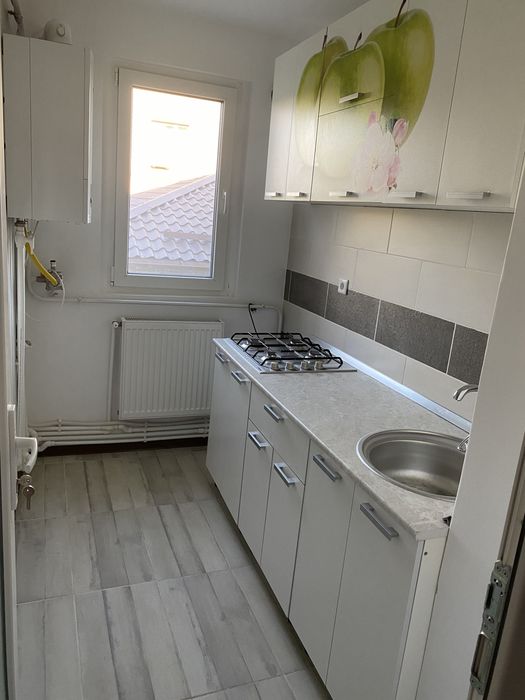Inchiriez apartament!!