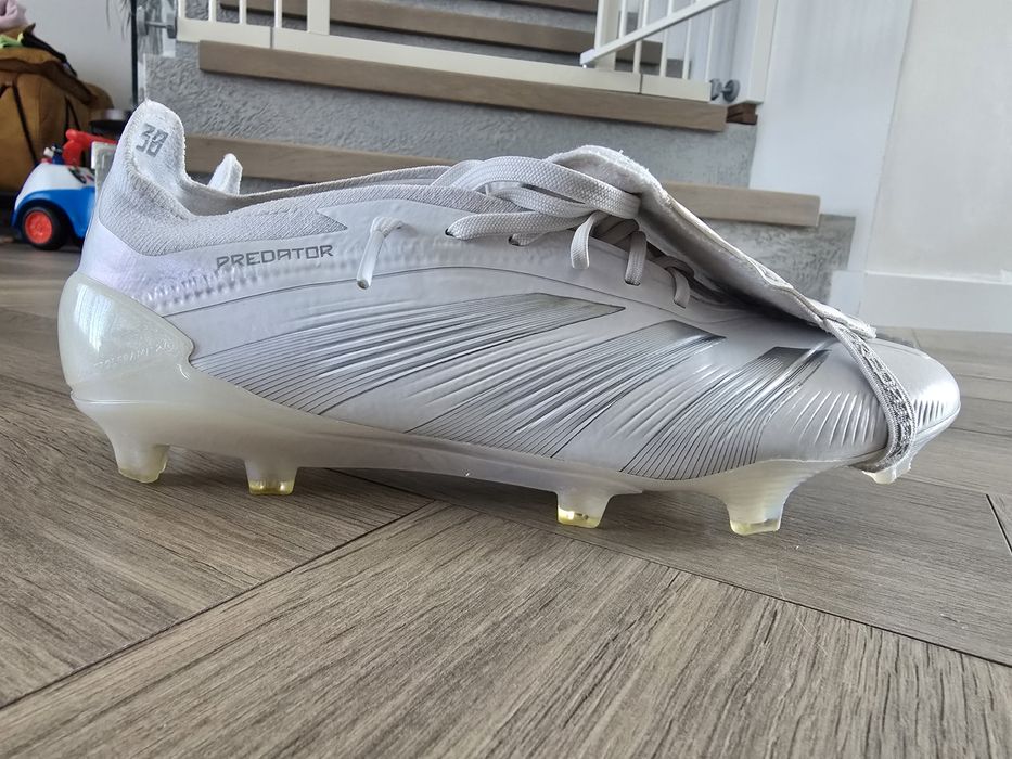 Ghete fotbal Adidas Predator profesionale