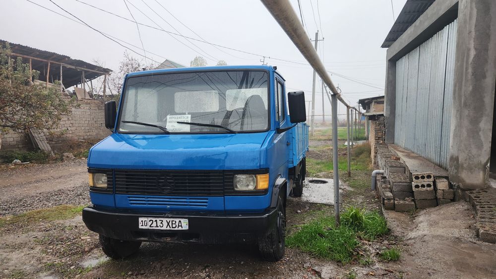 Мерседес бенс (гигант) 709