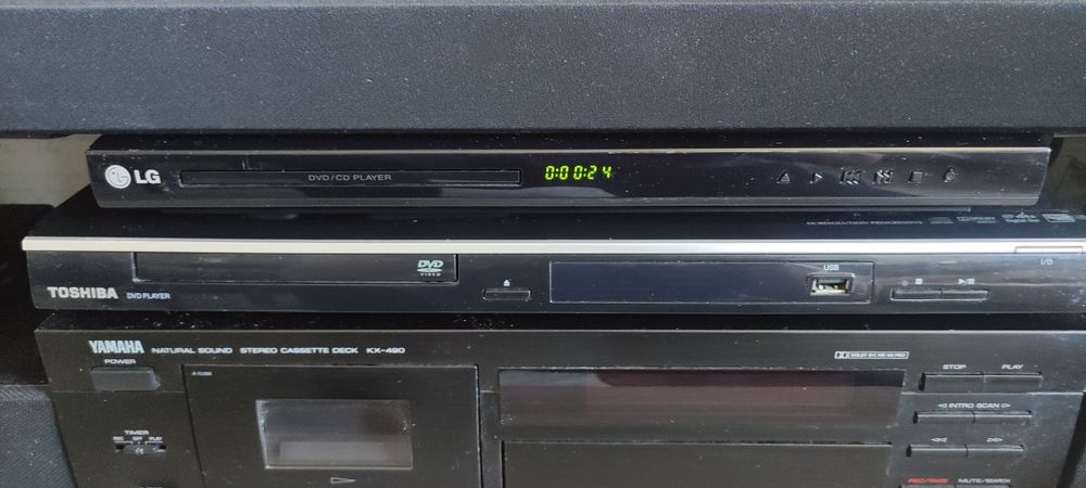 SD +  DVD Player - LG +dvd toshiba