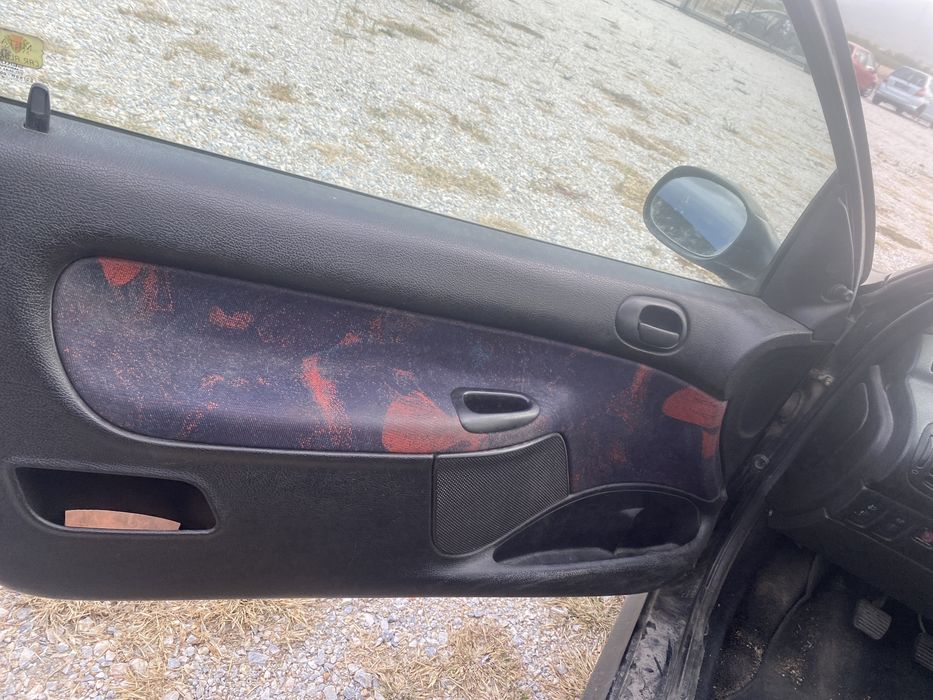 Пежо 206 1.4 бензин на части