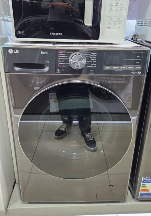 Стиральная машина LG 12 кг F4V9BWP2EE AI DD TurboWash Steam ezDispense