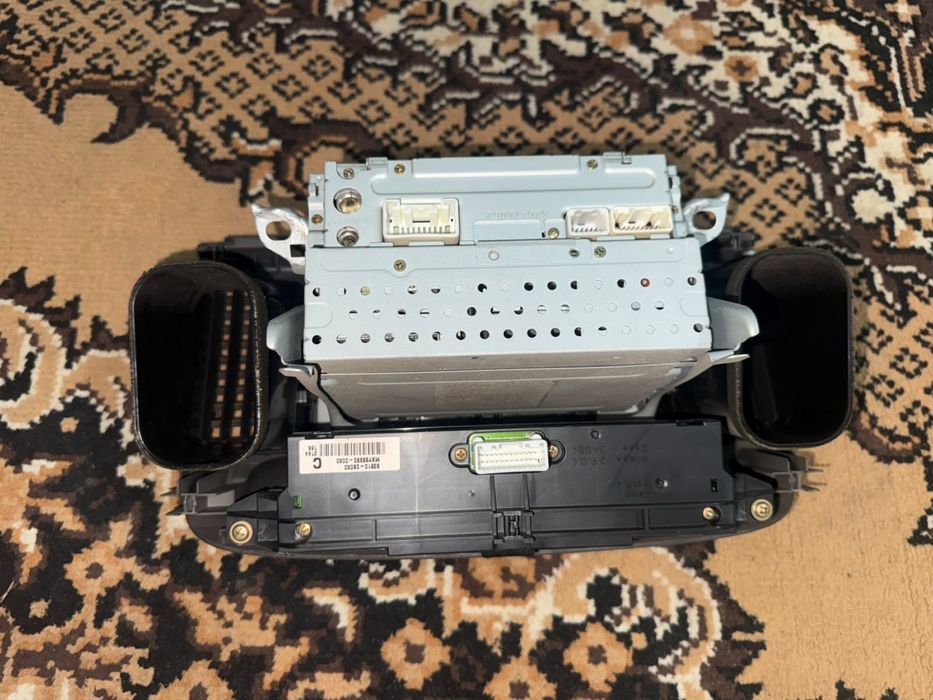 JBL оригинал магнитола