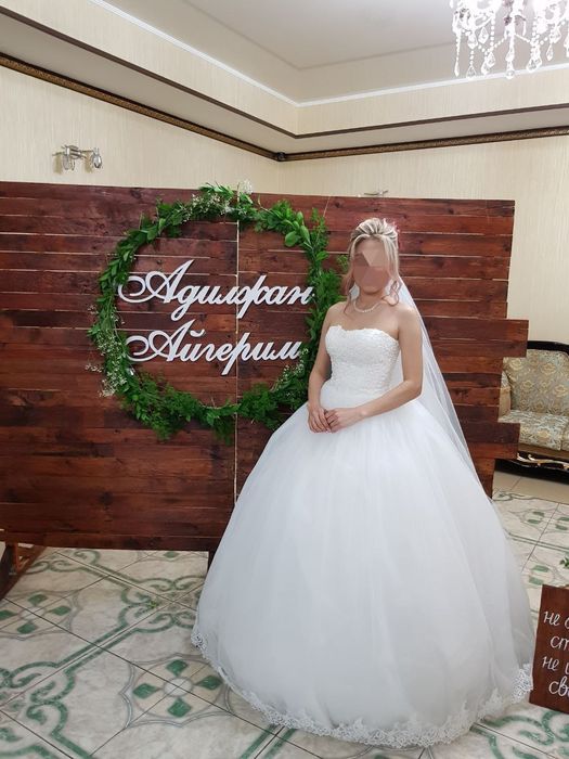 Свадебное платье