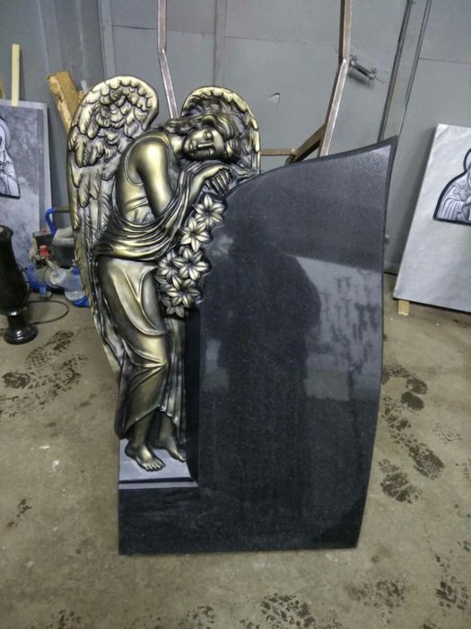 Памятники любой форме