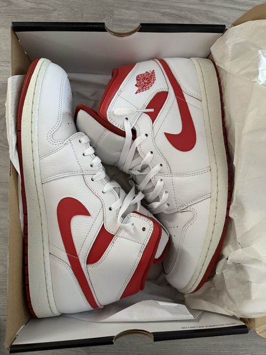 Новые Air Jordan 1