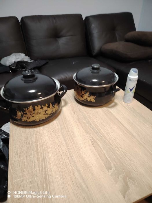 Порцеланов сервиз, месомелачка, ръчна машинка за мелене на домати,